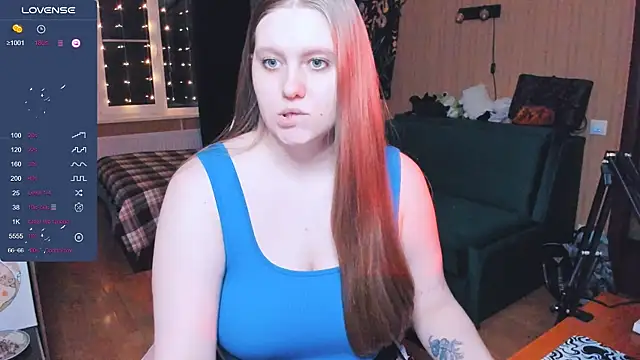 Alice Dreamgirl  online show from 11/30/25, 01:56