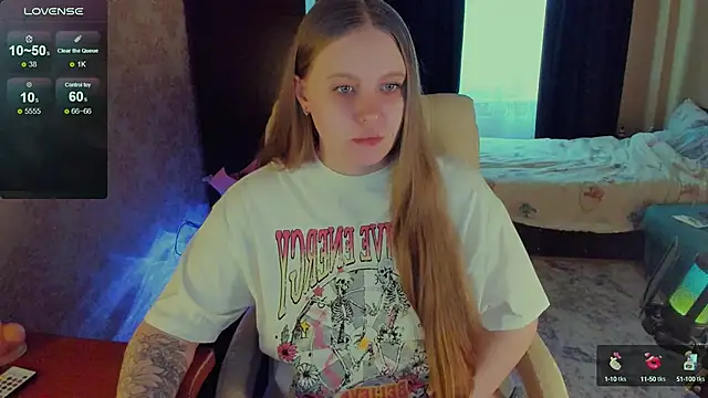 Alice Dreamgirl  online show from 02/27/25, 01:07