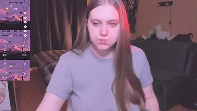 Alice Dreamgirl  online show from 10/15/25, 09:39