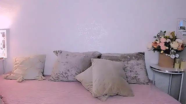 sweetdream eva online show from 09/19/25, 12:14