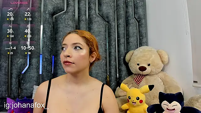 johanafox  online show from 12/18/24, 05:42