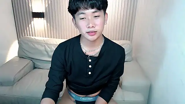 dangerzone0122 online show from 10/05/25, 05:47