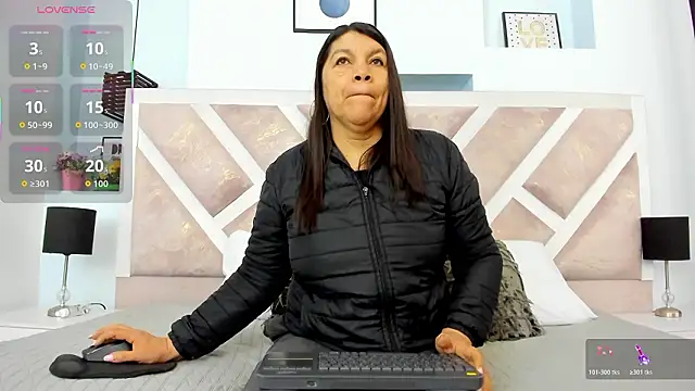 hotmature1 online show from 03/08/26, 11:02