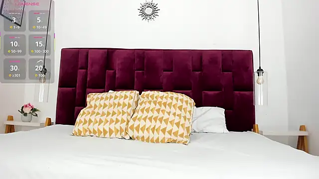 Snapshot of hotmature1 chatting on 12/18/25, 11:14 hotmature1 online show from 12/18/25, 11:14