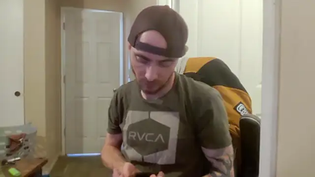 Huntzg23 online show from 04/10/26, 04:58