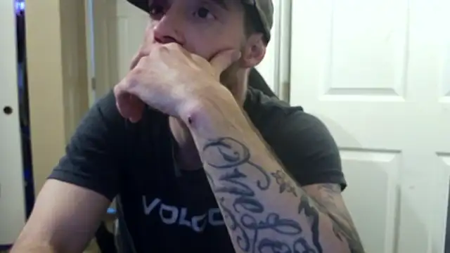 Huntzg23 online show from 04/16/26, 01:39