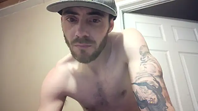 Huntzg23 online show from 12/22/25, 04:01