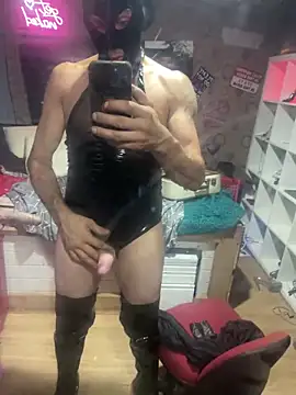 Snapshot of kinkycdslutsv chatting on 03/19/25, 10:09 kinkycdslutsv online show from 03/19/25, 10:09