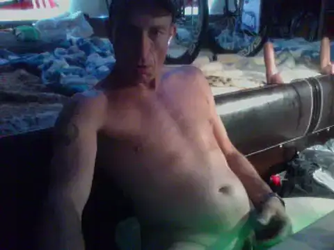 Snapshot of kinkycdslutsv chatting on 12/26/24, 04:36 kinkycdslutsv online show from 12/26/24, 04:36