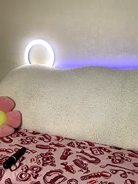 Snapshot of beep_beep_bitch chatting on 01/10/26, 04:52 beep beep bitch online show from 01/10/26, 04:52