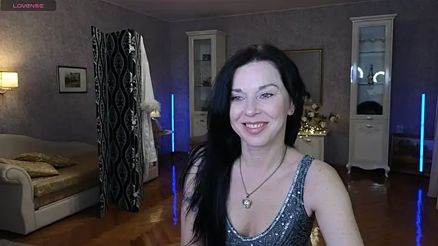 LinaJoy online show from 05/12/26, 08:15