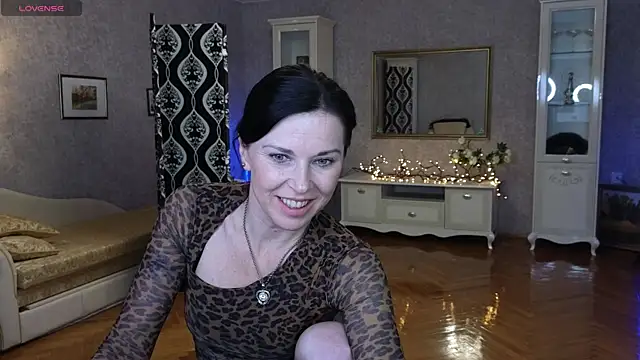 LinaJoy online show from 04/16/26, 09:50