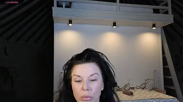 LinaJoy online show from 05/21/26, 06:05