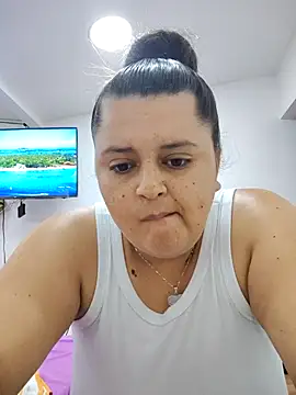 Snapshot of Miss_balloonsmila chatting on 10/08/25, 05:02 Miss balloonsmila online show from 10/08/25, 05:02