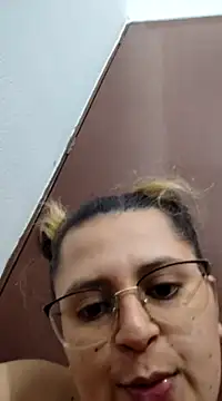 Snapshot of Miss_balloonsmila chatting on 01/04/25, 02:46 Miss balloonsmila online show from 01/04/25, 02:46
