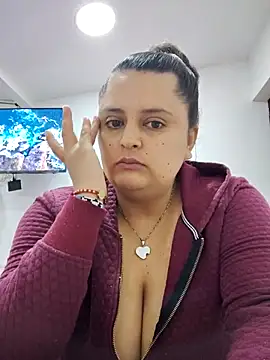 Miss balloonsmila online show from 10/24/25, 03:49