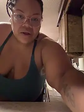 InterRacialFacial7296 online show from 05/17/26, 09:20