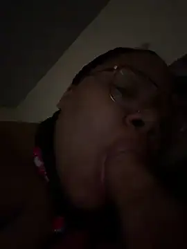 InterRacialFacial7296 online show from 06/19/26, 09:09