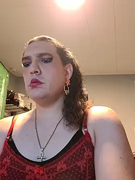 Snapshot of RosaXochitl chatting on 12/30/24, 02:08 RosaXochitl online show from 12/30/24, 02:08