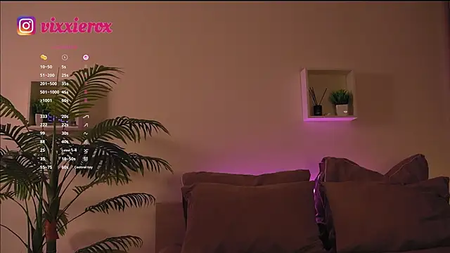Snapshot of ViXXXiee chatting on 04/28/26, 09:19 ViXXXiee online show from 04/28/26, 09:19