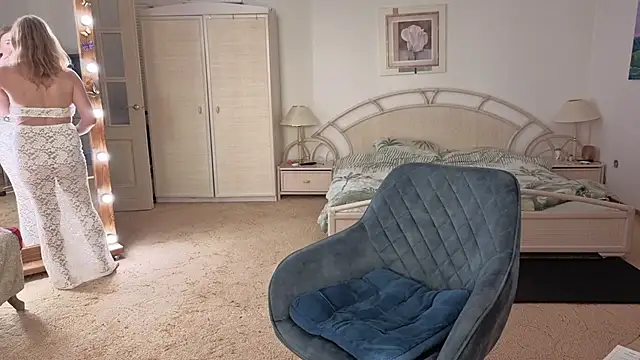 moonlight4u online show from 11/15/25, 06:28