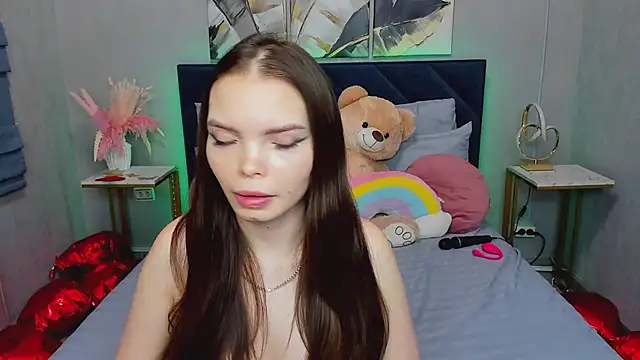 Curvy Dynamite  online show from 03/23/26, 01:06