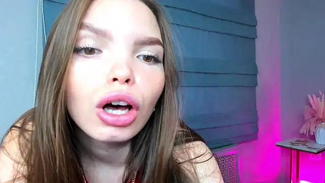 Curvy Dynamite  online show from 09/09/25, 01:16