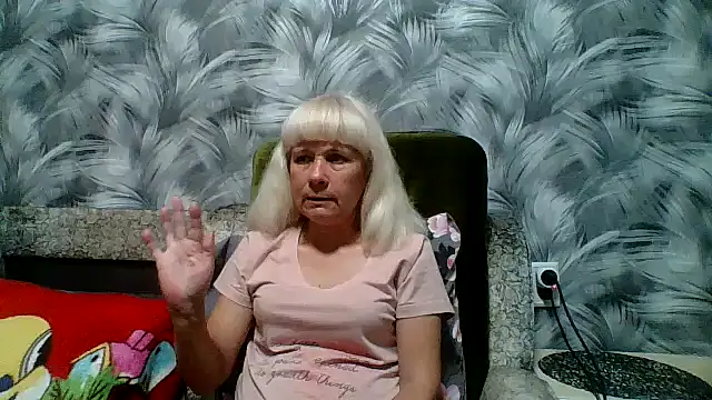 Snapshot of sakura_blonde chatting on 10/08/25, 06:52 sakura blonde online show from 10/08/25, 06:52