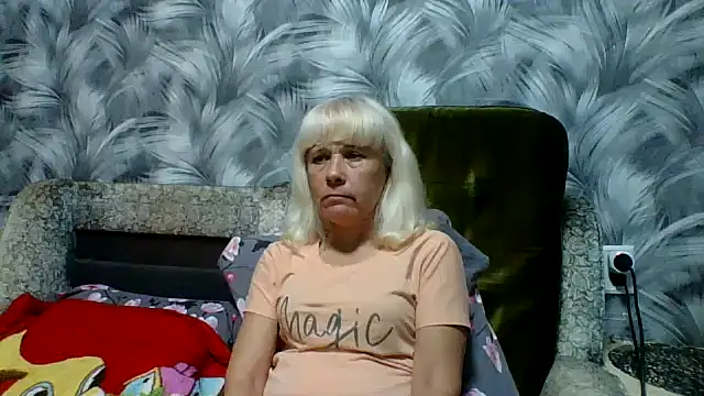 sakura blonde online show from 10/26/25, 05:24