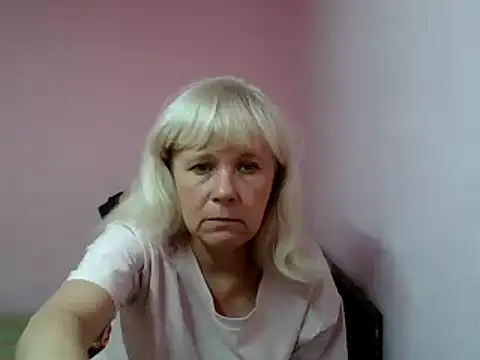 Snapshot of sakura_blonde chatting on 03/01/25, 02:44 sakura blonde online show from 03/01/25, 02:44