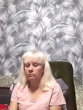 sakura blonde online show from 11/11/25, 05:46