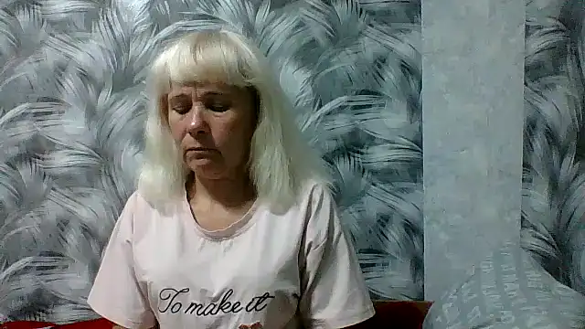 Snapshot of sakura_blonde chatting on 10/05/25, 07:37 sakura blonde online show from 10/05/25, 07:37