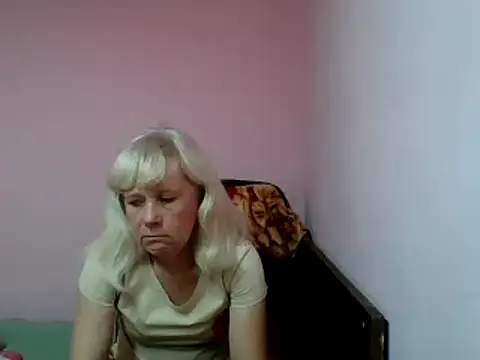 Snapshot of sakura_blonde chatting on 03/02/25, 01:20 sakura blonde online show from 03/02/25, 01:20