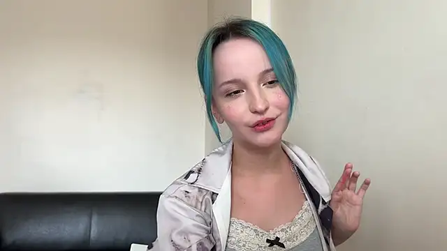 bumble bee online show from 12/31/24, 09:42