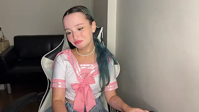 bumble bee online show from 03/14/25, 07:34