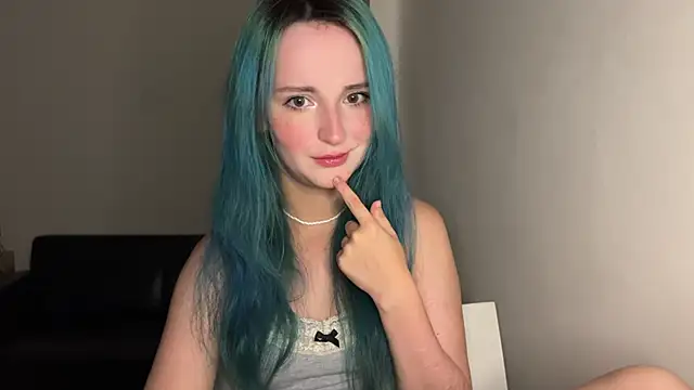 bumble bee online show from 02/01/25, 12:04