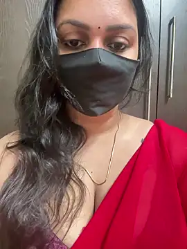 Snapshot of Akhi_Akshaya chatting on 03/07/25, 05:28 Akhi Akshaya online show from 03/07/25, 05:28