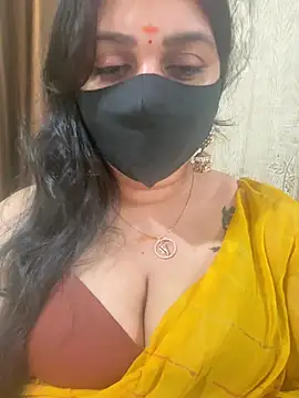 Snapshot of Akhi_Akshaya chatting on 02/09/25, 10:21 Akhi Akshaya online show from 02/09/25, 10:21