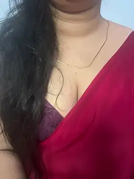 Snapshot of Akhi_Akshaya chatting on 02/17/25, 03:33 Akhi Akshaya online show from 02/17/25, 03:33