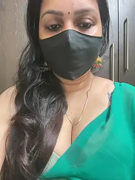 Snapshot of Akhi_Akshaya chatting on 03/15/25, 05:37 Akhi Akshaya online show from 03/15/25, 05:37