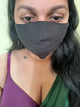 Snapshot of Akhi_Akshaya chatting on 01/23/25, 08:57 Akhi Akshaya online show from 01/23/25, 08:57