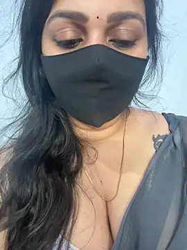 Snapshot of Akhi_Akshaya chatting on 02/16/25, 10:22 Akhi Akshaya online show from 02/16/25, 10:22