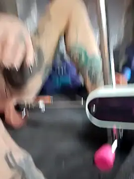 MommyMisfit online show from 10/23/25, 01:15