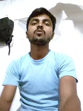 Snapshot of Suraj223kumar chatting on 07/21/26, 06:26 Suraj223kumar online show from 07/21/26, 06:26