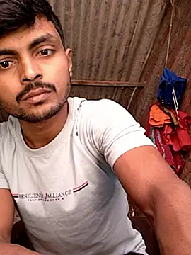 Suraj223kumar online show from 10/18/25, 04:14