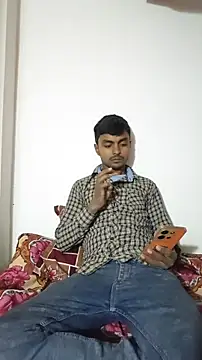 Suraj223kumar online show from 12/04/25, 03:27