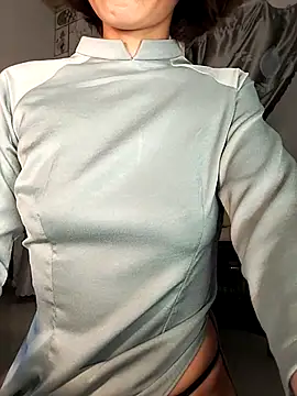 Lucy limon online show from 02/05/26, 07:32