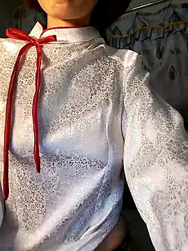 Lucy limon online show from 10/27/25, 06:20