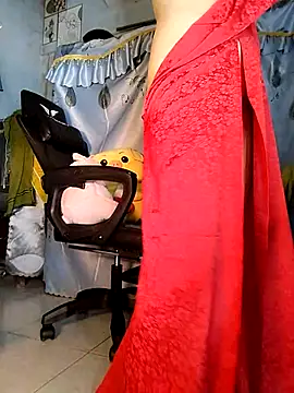 Lucy limon online show from 11/08/25, 11:19