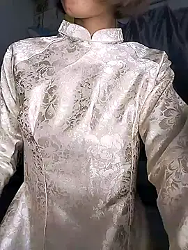 Lucy limon online show from 04/09/26, 10:43